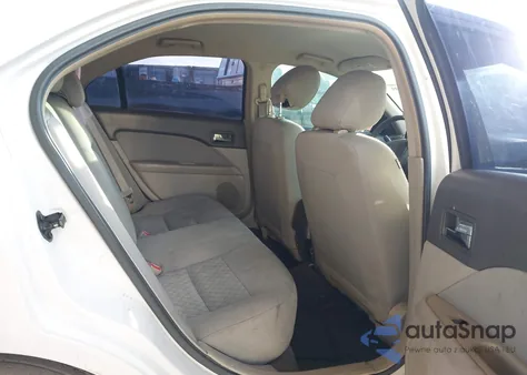 2012 Ford Fusion S z USA, uszkodzony, nr VIN 3FAHP0GA9CR377921